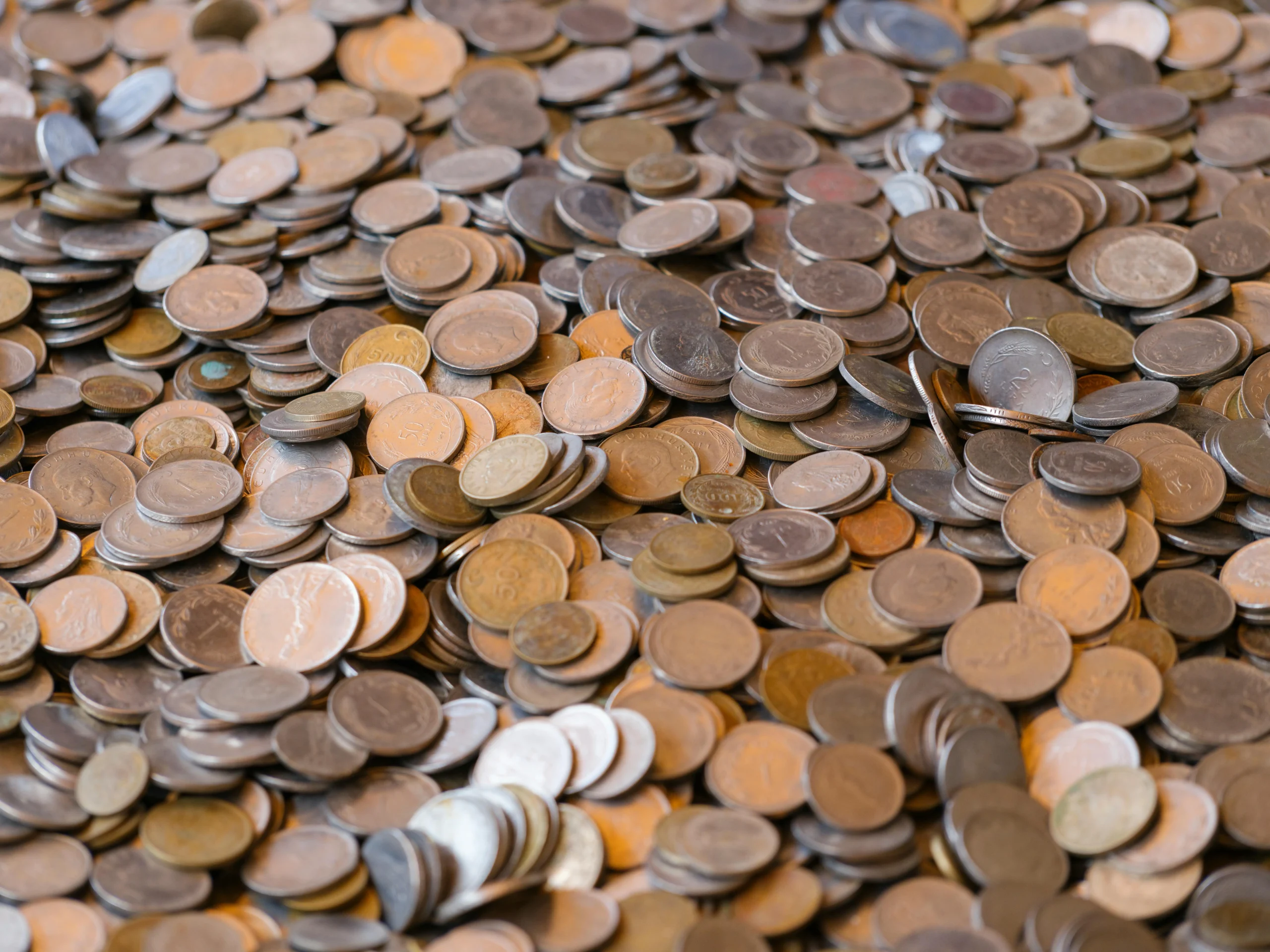 montón de monedas